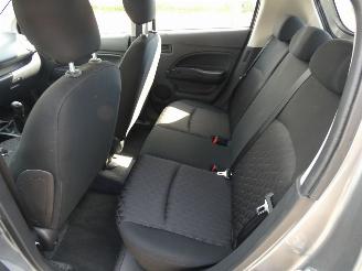 Mitsubishi Space-star 1.2 Cool+ picture 10
