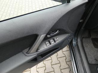 Toyota Avensis Wagon 1.8 VVTi Business picture 13