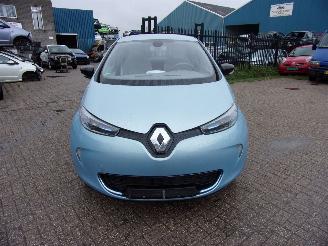 Coche siniestrado Renault Zoé 60kW (5AM B4) [65kW] 2013/1
