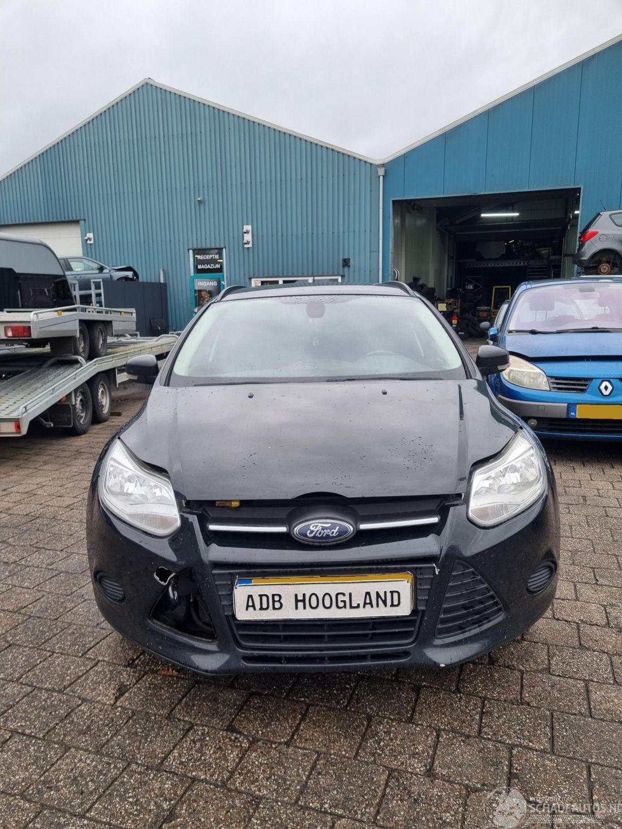 Ford Focus 3 Wagon Combi 1.0 Ti-VCT EcoBoost 12V 100 (M2DA(Euro 5)) [74kW]