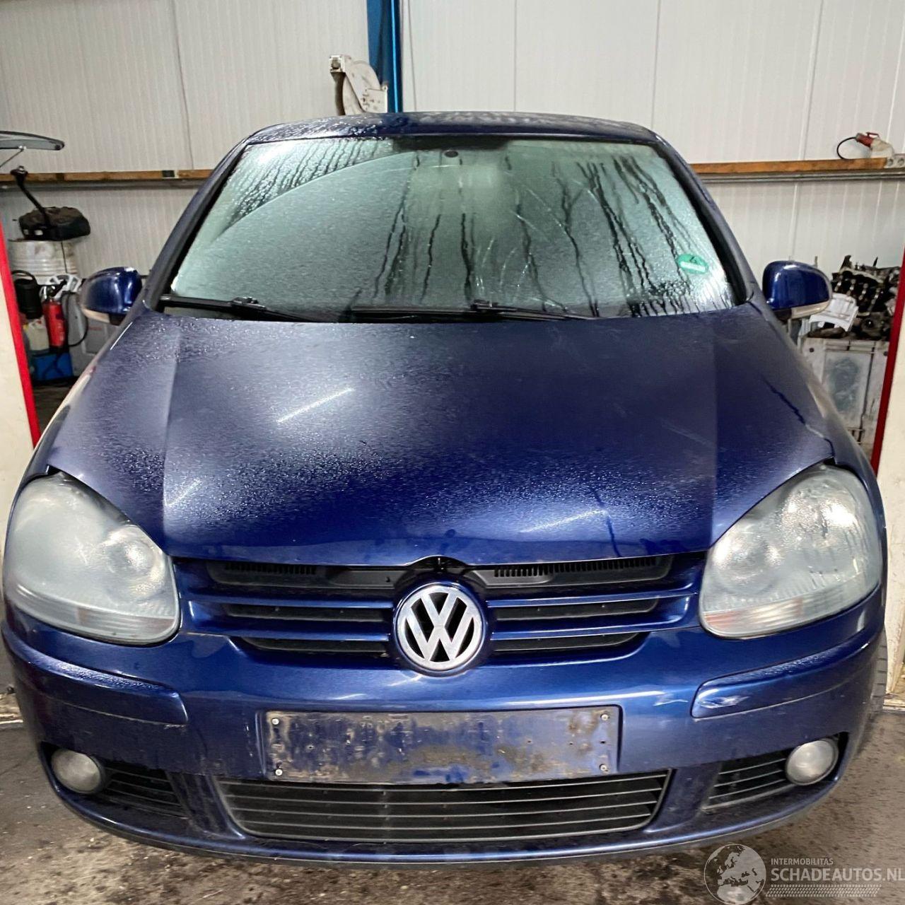 Volkswagen Golf V (1K1) Hatchback 1.6 FSI 16V (BAG) [85kW] 6-BAK