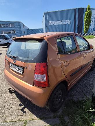 Kia Picanto (BA) Hatchback 1.0 12V (G4HE) [45kW] picture 5