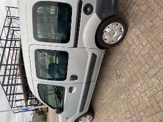 Renault Kangoo (KC) MPV 1.4 (E7J-634) [55kW] AUTOMAAT picture 3