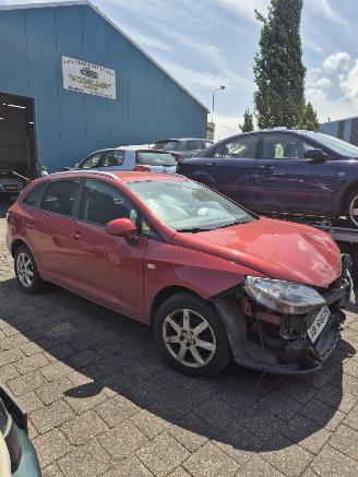 Seat Ibiza ST (6J8) Combi 1.2 TDI Ecomotive (CFWA) [55kW] 5-BAK picture 3