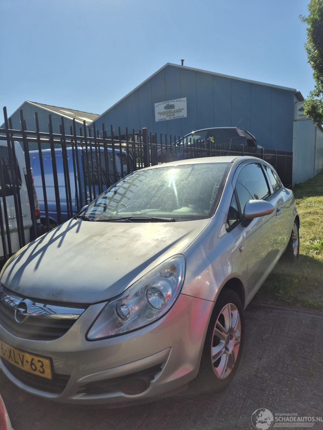 Opel Corsa D Hatchback 1.2 16V (Z12XEP(Euro 4)) [59kW] 5-BAK