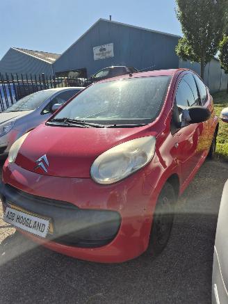 Citroën C1 Hatchback 1.0 12V (1KR-FE(CFB)) [50kW] picture 3