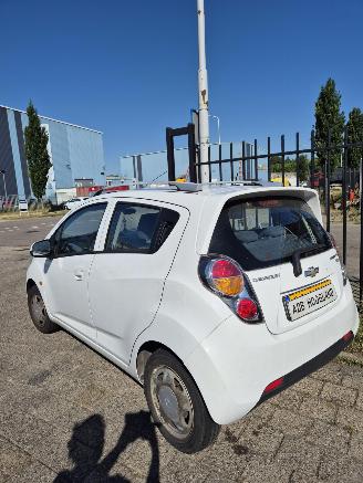 Chevrolet  Spark (M300) Hatchback 1.0 16V Bifuel (LMT) [48kW] picture 5