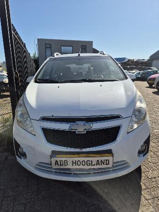 Auto da rottamare Chevrolet LBX Spark (M300) Hatchback 1.0 16V Bifuel (LMT) [48kW] 2011/1