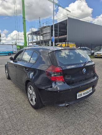 BMW 1-serie (E87/87N) Hatchback 5-drs 118i 16V (N46-B20) [95kW] 5-BAK picture 4