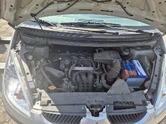 Mitsubishi Colt (Z2/Z3) Hatchback 1.1 12V (3A91) [55kW] 5-BAK picture 9