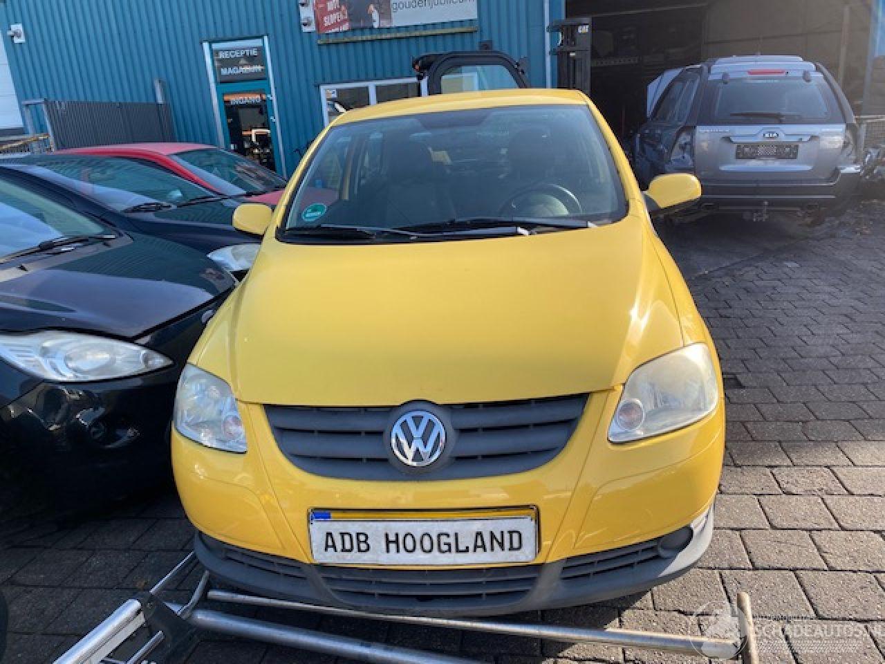 Volkswagen Fox (5Z) Hatchback 1.4 16V (BKR) [55kW] 5-BAK