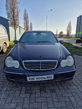 Autoverwertung Mercedes C-klasse (W203) Sedan 1.8 C-180K 16V (M271.946) [105kW] 2002/1