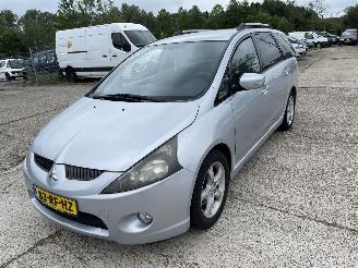 demontáž osobní automobily Mitsubishi Grandis (NA) MPV 2.4 16V MIVEC (4G69) 2005/2