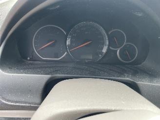 Mitsubishi Grandis (NA) MPV 2.4 16V MIVEC (4G69) picture 6