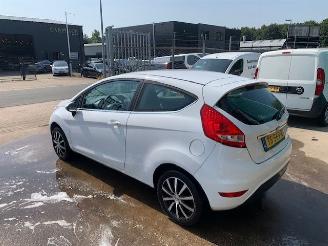Ford Fiesta Fiesta 6 (JA8) Hatchback 1.4 16V (SPJA(Euro 4)) [71kW] picture 9
