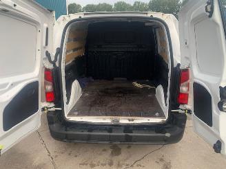 Toyota Proace ProAce City Van 1.5 D-4D 75 (DV5RE) [55kW] picture 16