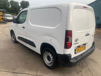 Toyota Proace ProAce City Van 1.5 D-4D 75 (DV5RE) [55kW] picture 6