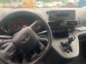 Toyota Proace ProAce City Van 1.5 D-4D 75 (DV5RE) [55kW] picture 10