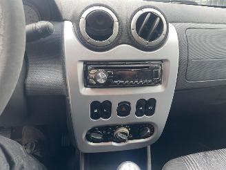 Dacia Sandero Sandero I (BS) Hatchback 1.4 (K7J-710(K7J-A7)) [55kW] picture 7