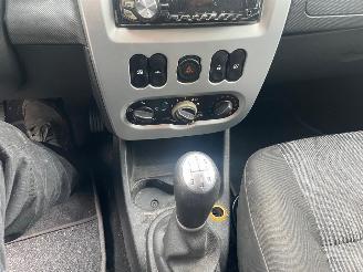 Dacia Sandero Sandero I (BS) Hatchback 1.4 (K7J-710(K7J-A7)) [55kW] picture 8