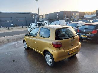 Toyota Yaris Yaris (P1) Hatchback 1.0 16V VVT-i (1SZFE) [50kW] picture 4