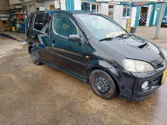 Daihatsu YRV Turbo YRV (M2) Hatchback 1.3 16V DVVT  (K3-VET) [95kW] picture 3