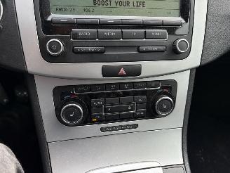 Volkswagen Passat 1.4 TSI 90KW Bleumotion Sedan Keyless picture 11