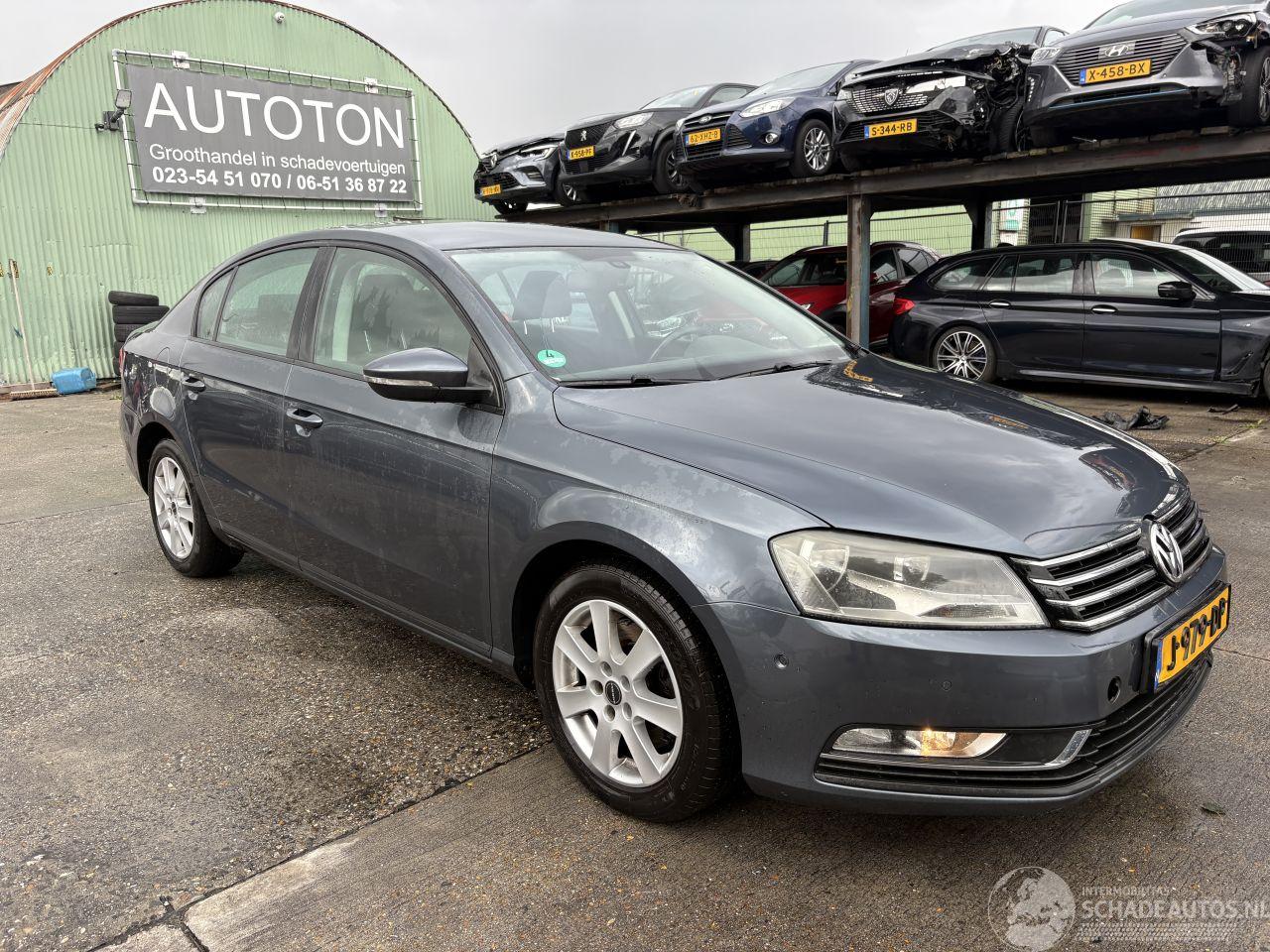 Volkswagen Passat 1.4 TSI 90KW Bleumotion Sedan Keyless