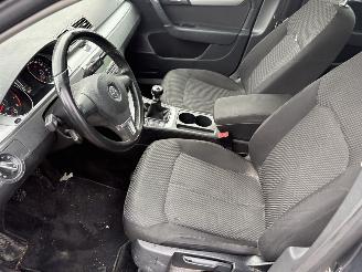 Volkswagen Passat 1.4 TSI 90KW Bleumotion Sedan Keyless picture 6