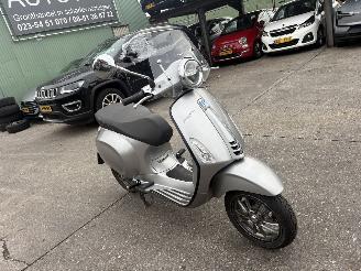 Piaggio Overig Vespa Elettrica 4KW picture 3