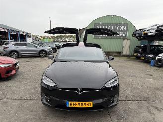 damaged passenger cars Tesla Model X 100D 307KW Clima Navi Pano AWD NAP 2017/11