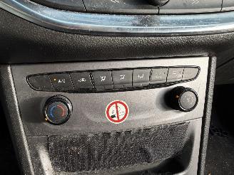 Opel Astra 1.6 CDTI 81KW Clima Navi Led Xenon Business picture 10