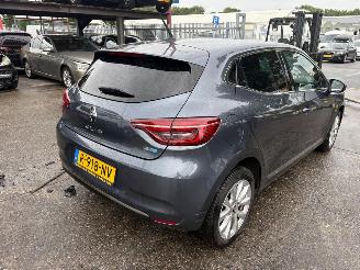 Renault Clio 1.6 E-Tech Hybrid 140 R.S. Line 69&24kW picture 2