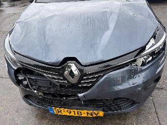 Renault Clio 1.6 E-Tech Hybrid 140 R.S. Line 69&24kW picture 7