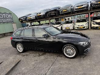 BMW 3-serie 318i 100KW Autom. Clima Navi Leer Led Xenon Luxury Edition NAP picture 2