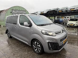 Coche accidentado Citroën SpaceTourer e 75 kWh 100KW Lounge XL 8-Pers Pano Clima Navi HUD 2x Schuifdeur  Led Xenon 2021/8