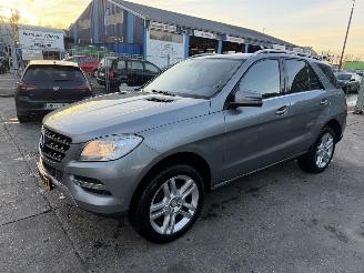 Mercedes ML 250 CDI 150KW Autom. Clima Navi Bleutec Edition 1 picture 2