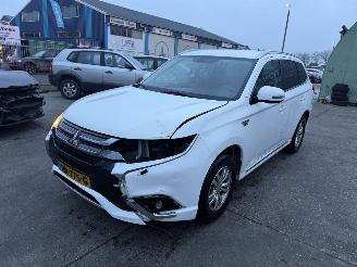 Mitsubishi Outlander 2.0 PHEV 89KW Autom. Clima Navi Led Business Edition NAP picture 6