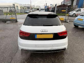 Audi A1 1.2 TFSI 63KW Navi Leer Clima Admired NAP picture 4