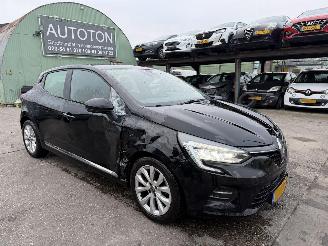 uszkodzony samochody osobowe Renault Clio 1.0 TCE 74KW Clima Led Zen 5-Drs NAP 2019/8