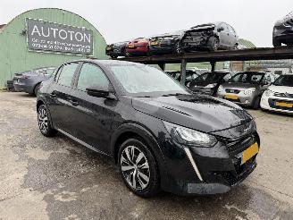 Avarii autoturisme Peugeot e-208 50 kWh 100KW Autom. Clima Navi Led Active Pack NAP 2023/9