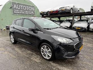 Schadeauto Ford Fiesta 1.0 Ecoboost 92KW Hybrid Titanium X Led Clima Navi NAP 2023/1