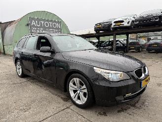 Schadeauto BMW 5-serie 520i 125KW Autom. Clima Navi Xenon Business Line Edition II 2009/4
