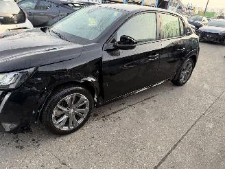 Peugeot e-208 50 kWh EV 100KW Active Pack Clima Navi Led 5-Drs NAP picture 17