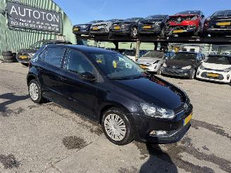 Voiture accidenté Volkswagen Polo 1.4 TDI 66KW Navi Airco Comfortline 5-Drs NAP 2015/12