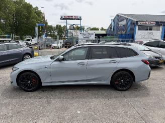 Vaurioauto  passenger cars BMW 3-serie 330e 135KW Pano Clima Navi M-Pakket NAP 2025/12