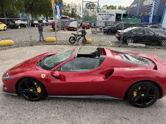  Ferrari 296 GTS 3.0 V6 830PK Hybrid Carbon Keramisch Lift Pass-Display NAP 2024/7