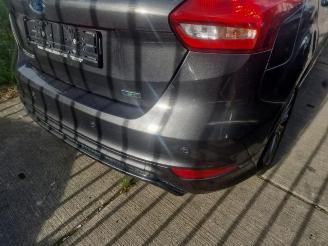 Ford Focus  picture 6