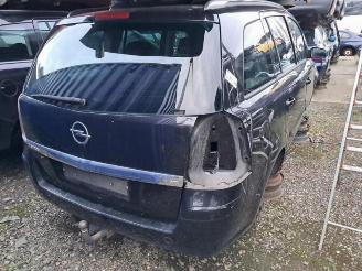 Salvage car Opel Zafira Zafira (M75), MPV, 2005 / 2015 1.8 16V Ecotec 2006/1