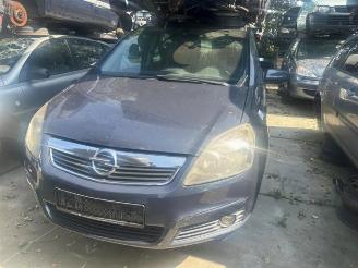 Uttjänta bilar auto Opel Zafira Zafira (M75), MPV, 2005 / 2015 2.2 16V Direct Ecotec 2008/2